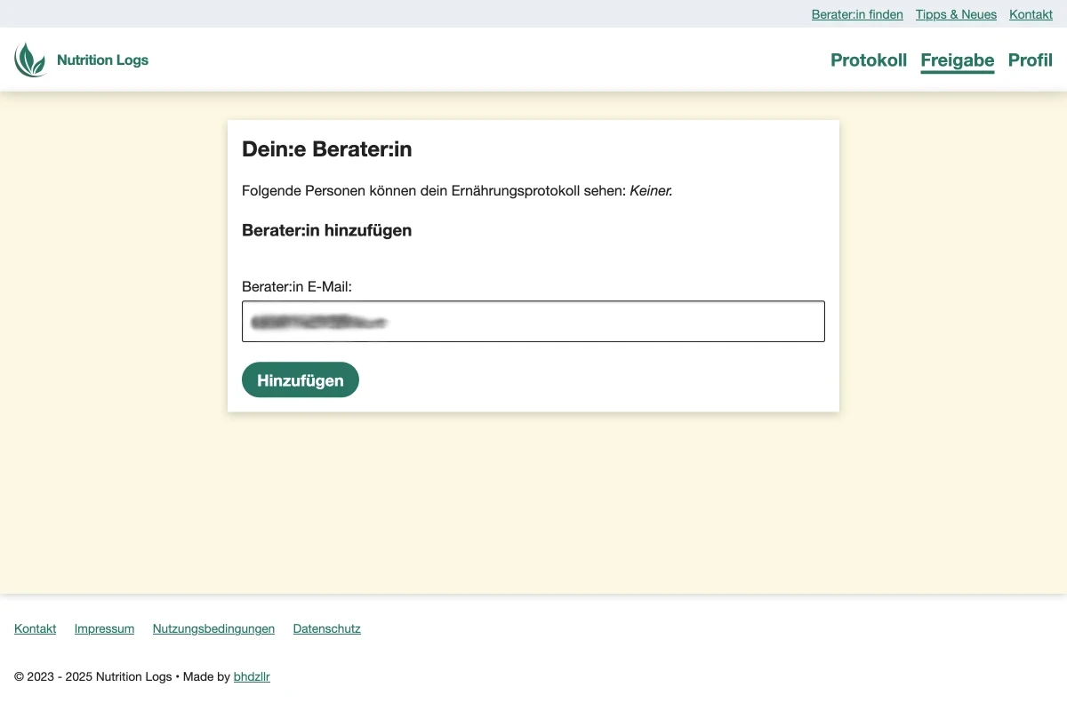 Freigabe-Seite mit Formular zur Eingabe von E-Mail-Adresse für Berater:in. Eine E-Mail-Adresse ist als Beispiel im Feld angedeutet.